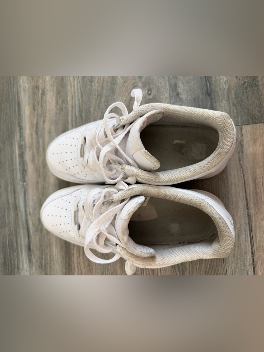 Nike Air Force 1 '07 Triple White sneakers men’s size 8.5 - Picture 8 of 9